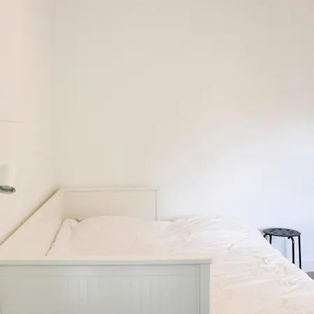 Bright Under The Eaves 14th Apartment Paris